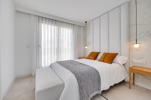 3 soverom Villa til salgs i Alicante by med svømmebasseng garasje - € 750 000 (Ref: 10144481)