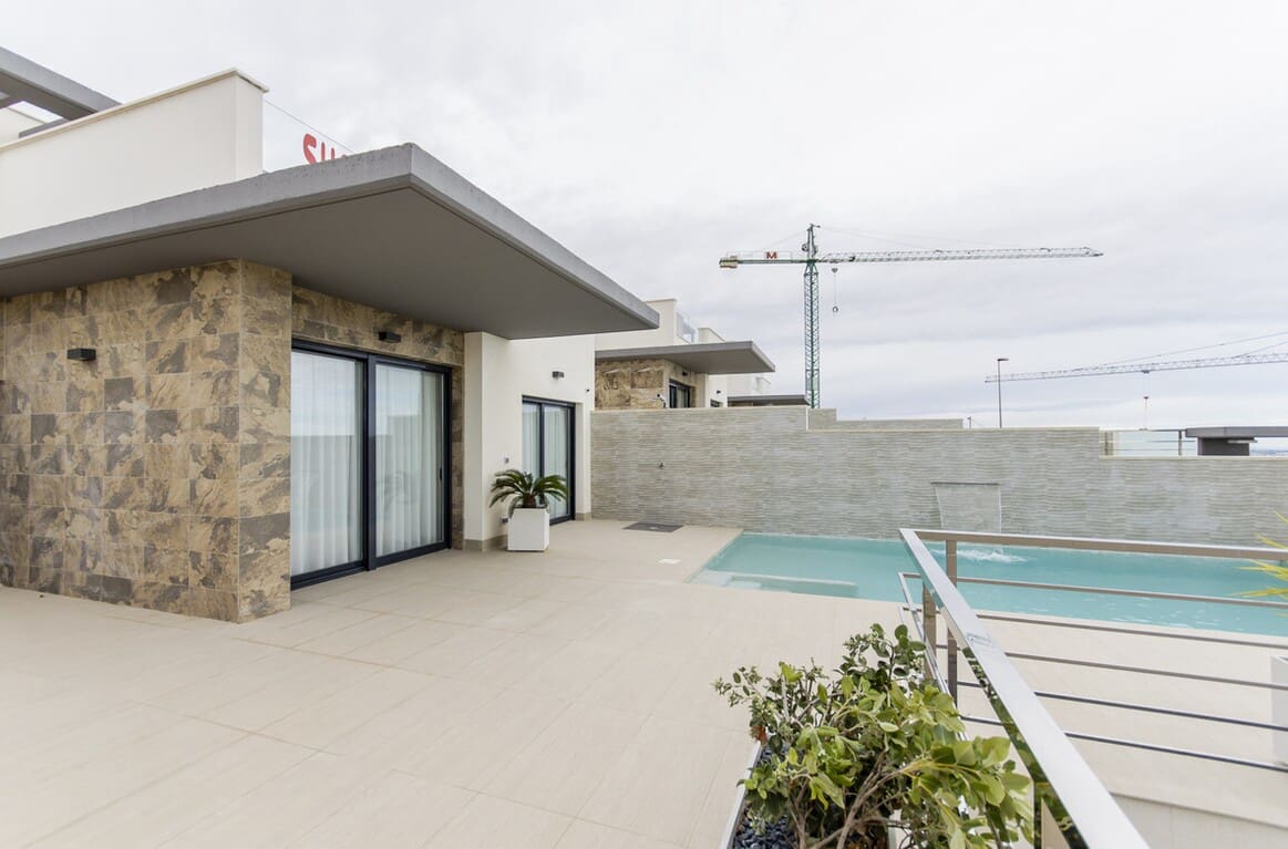 3 bedroom Villa for sale in San Miguel de Salinas with pool garage - € 630,000 (Ref: 10144488)