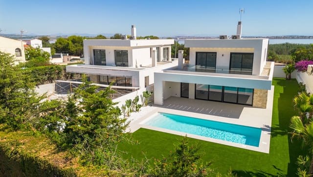 4 chambre Villa/Maison à vendre à Los Balcones - Los Altos, Torrevieja avec piscine garage - 895 000 € (Ref: 10144506)
