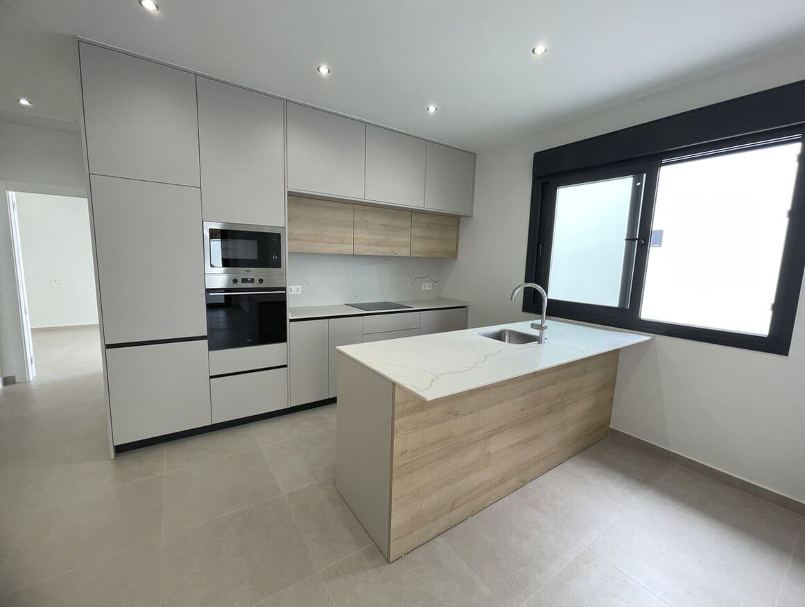 3 soveværelse Villa til salg i Almoradi med swimmingpool garage - € 379.900 (Ref: 10144511)