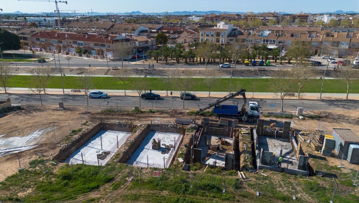 3 sypialnia Willa na sprzedaż w Pilar de la Horadada z basenem garażem - 550 000 € (Ref: 10144512)