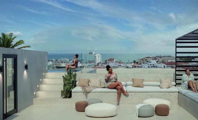 2 soverom Leilighet til salgs i Las Piscinas Naturales, Torrevieja med svømmebasseng - € 564 000 (Ref: 10144531)