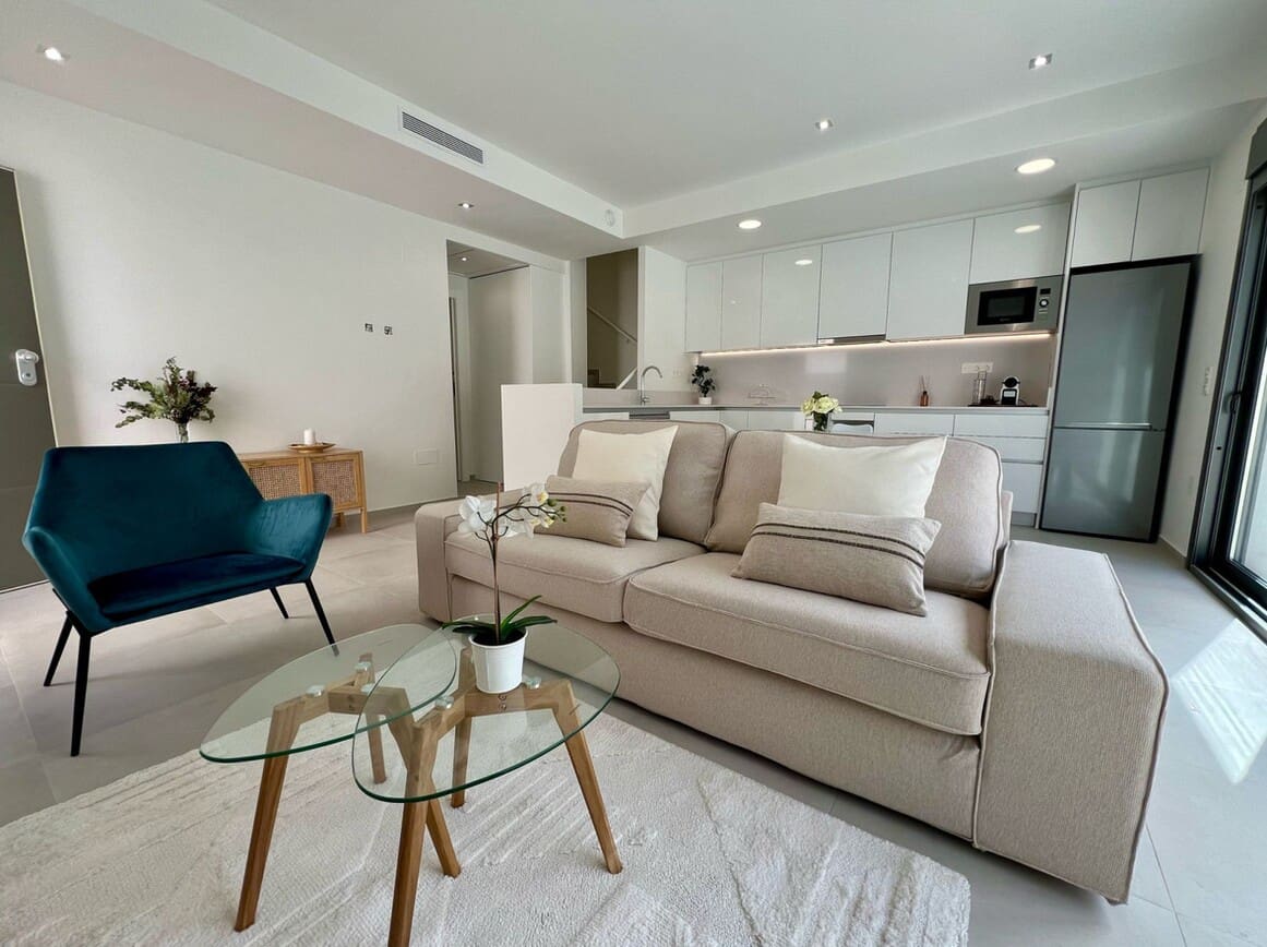 3 bedroom Villa for sale in La Zenia with garage - € 549,900 (Ref: 10144541)