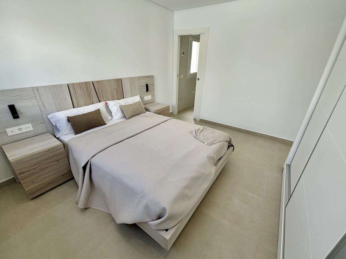 3 bedroom Villa for sale in Benijofar with pool garage - € 599,000 (Ref: 10144554)