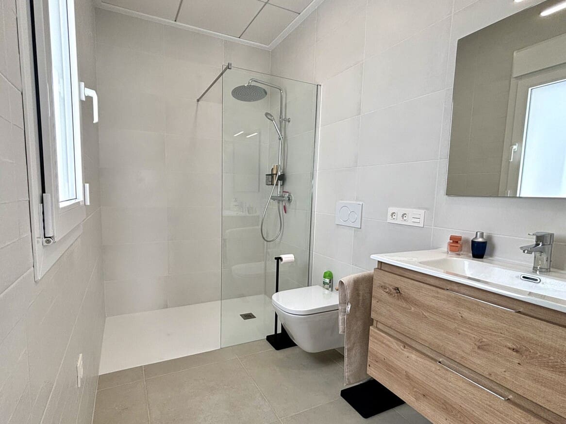 3 bedroom Villa for sale in Benijofar with pool garage - € 599,000 (Ref: 10144554)
