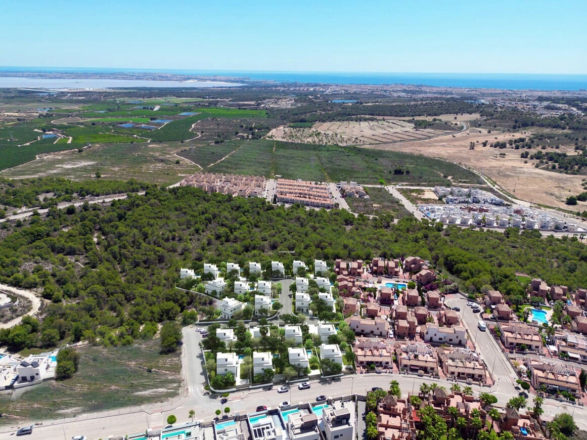 3 bedroom Villa for sale in San Miguel de Salinas with pool garage - € 1,000,000 (Ref: 10144570)