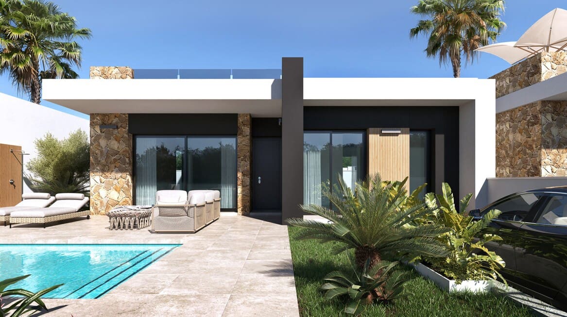 4 bedroom Villa for sale in Rojales with pool garage - € 799,000 (Ref: 10144573)