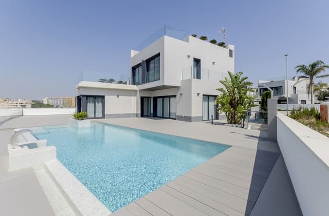 3 camera da letto Villa in vendita in Dehesa de Campoamor, Orihuela con piscina garage - 2.500.000 € (Rif: 10144586)