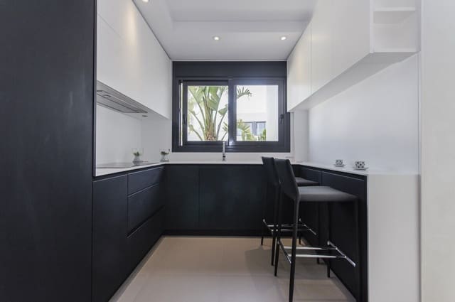 3 quarto Moradia para venda em Dehesa de Campoamor, Orihuela com piscina garagem - 1 395 000 € (Ref: 10144592)