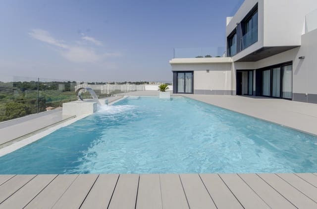 3 quarto Moradia para venda em Dehesa de Campoamor, Orihuela com piscina garagem - 1 395 000 € (Ref: 10144592)
