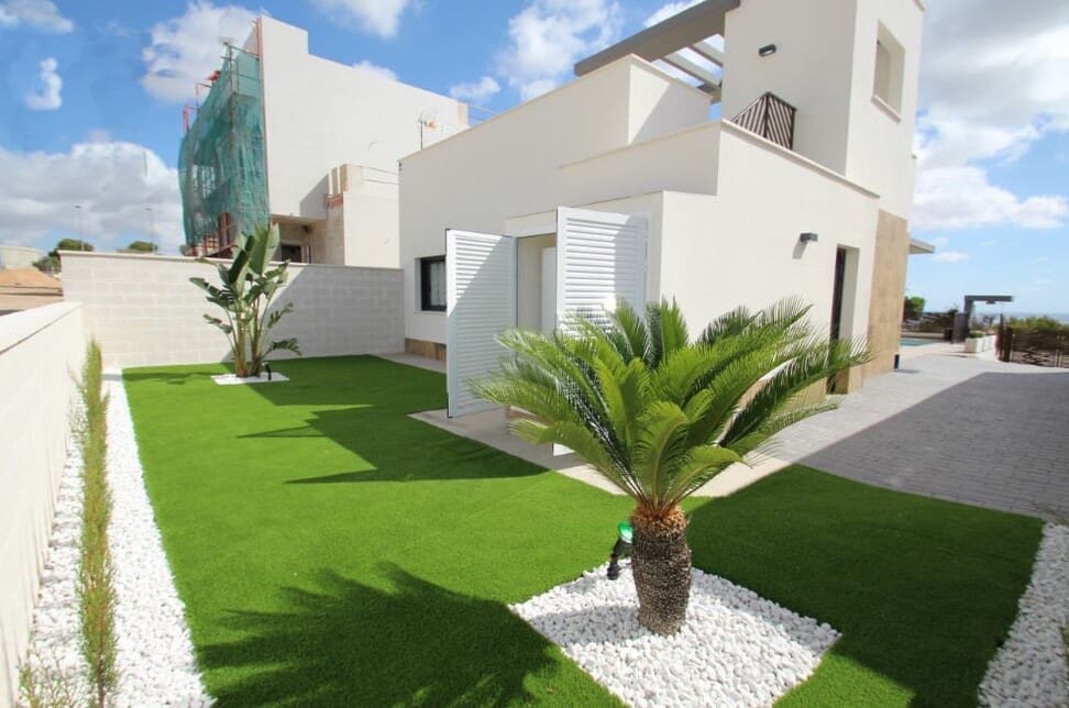 4 bedroom Villa for sale in San Miguel de Salinas with pool garage - € 1,500,000 (Ref: 10144601)