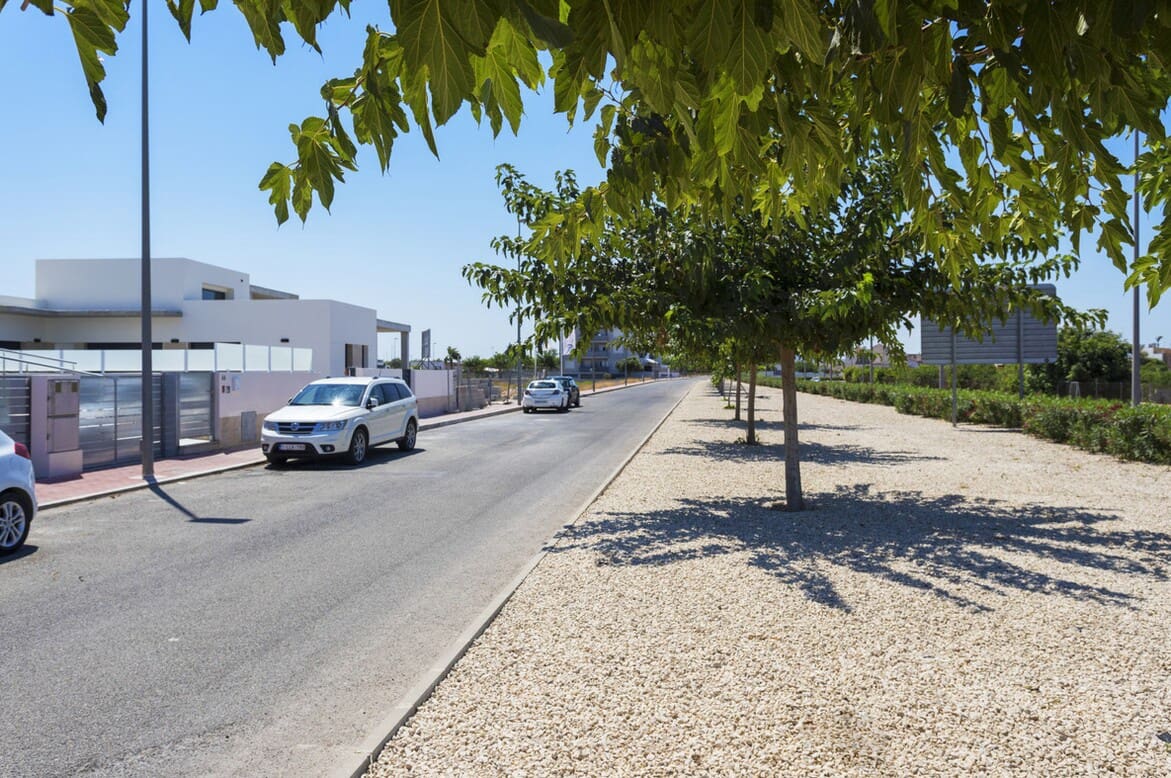 3 bedroom Townhouse for sale in Daya Nueva with pool garage - € 380,000 (Ref: 10144606)