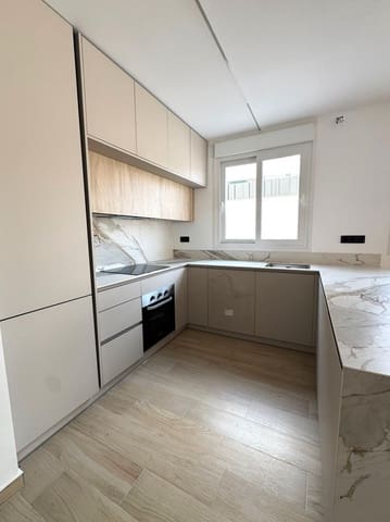 3 chambre Villa/Maison à vendre à Aguas Nuevas, Torrevieja avec piscine - 650 000 € (Ref: 10144619)