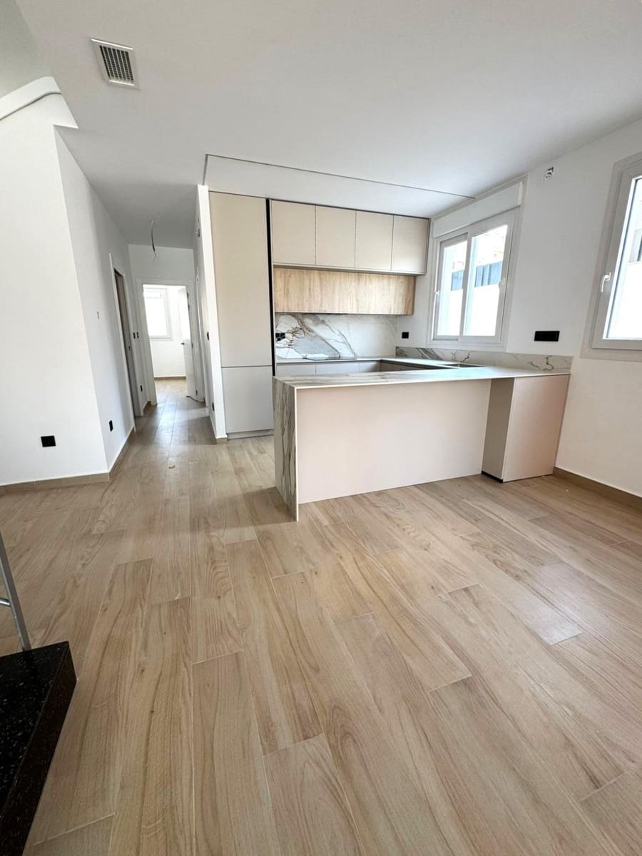 3 chambre Villa/Maison à vendre à Aguas Nuevas avec piscine - 650 000 € (Ref: 10144619)
