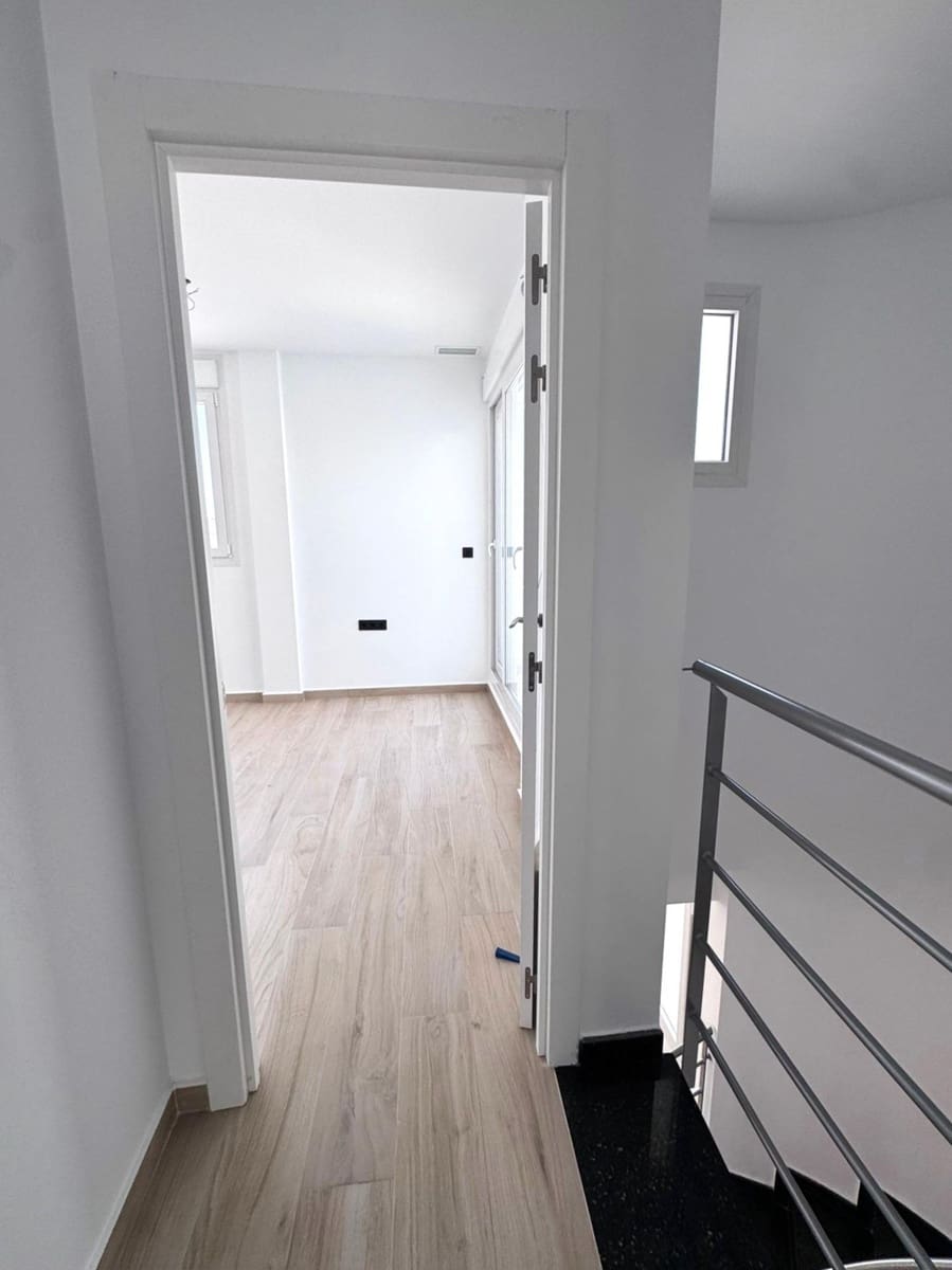 3 chambre Villa/Maison à vendre à Aguas Nuevas avec piscine - 650 000 € (Ref: 10144619)