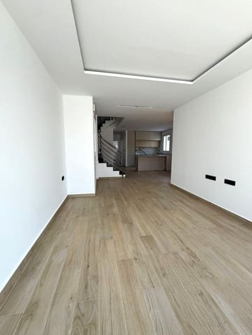 3 soveværelse Villa til salg i Aguas Nuevas, Torrevieja med swimmingpool - € 650.000 (Ref: 10144619)