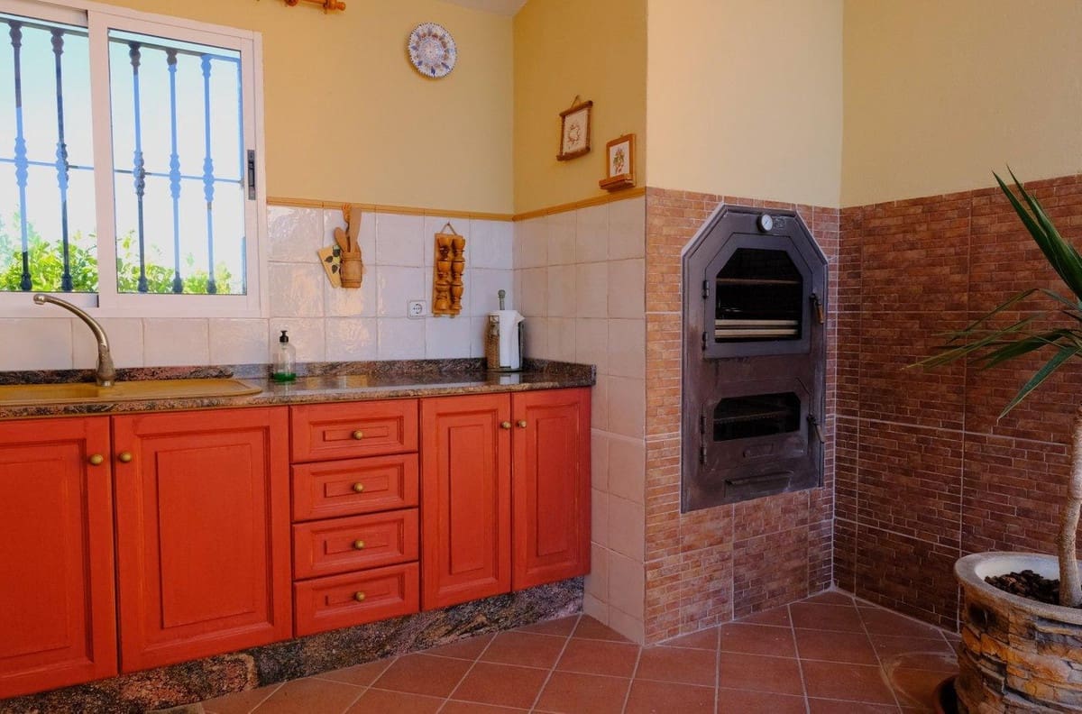5 Zimmer Haus zu verkaufen in Orihuela mit Pool Garage - 649.990 € (Ref: 10144633)