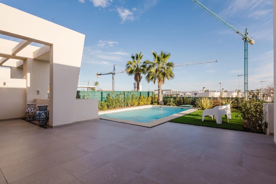 Chalet de 4 habitaciones en Algorfa en venta con piscina garaje - 780.000 € (Ref: 10144638)
