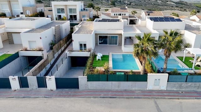 Chalet de 4 habitaciones en Algorfa en venta con piscina garaje - 780.000 € (Ref: 10144638)