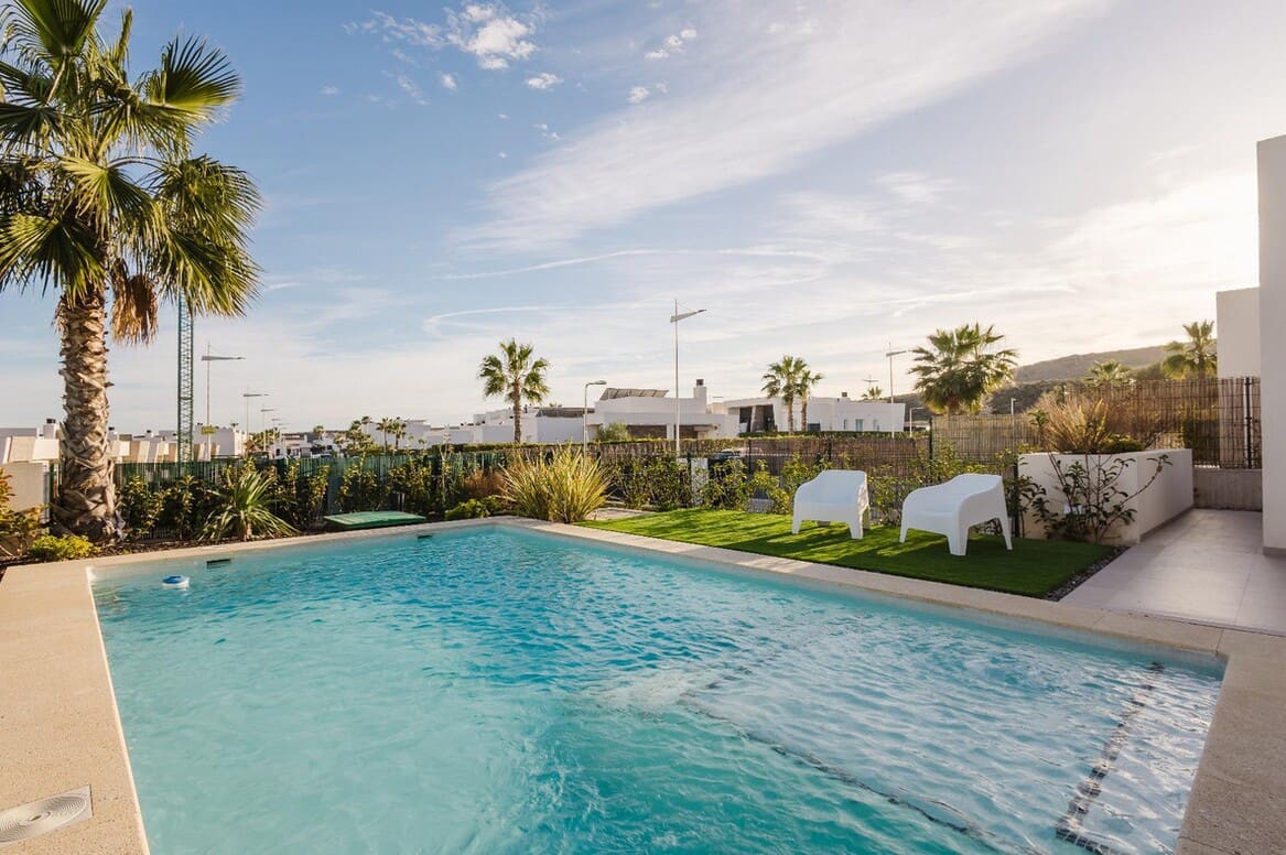 Chalet de 4 habitaciones en Algorfa en venta con piscina garaje - 780.000 € (Ref: 10144638)