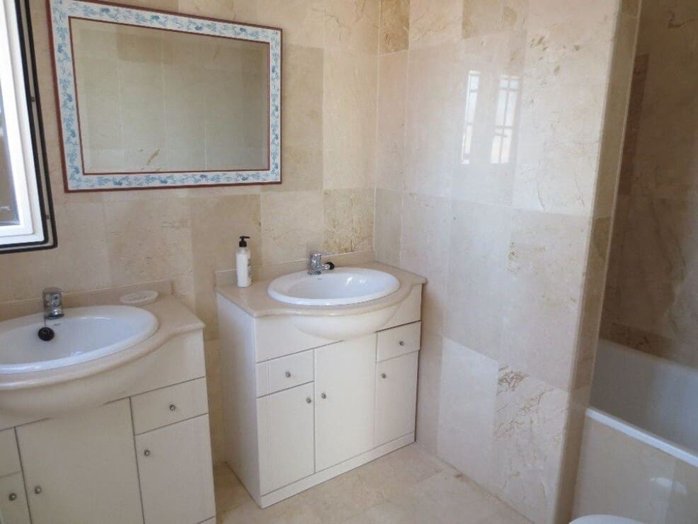 6 bedroom Villa for sale in Orihuela with pool garage - € 510,000 (Ref: 10144642)