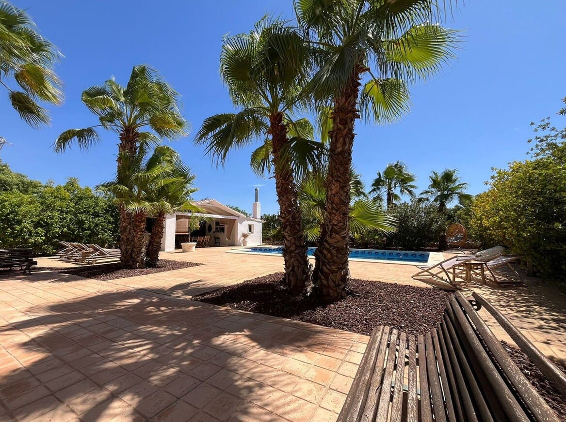 6 bedroom Villa for sale in Elche / Elx with pool garage - € 590,000 (Ref: 10144644)