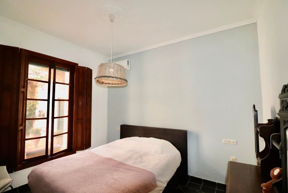 6 soveværelse Villa til salg i Almoradi med swimmingpool garage - € 599.000 (Ref: 10144647)