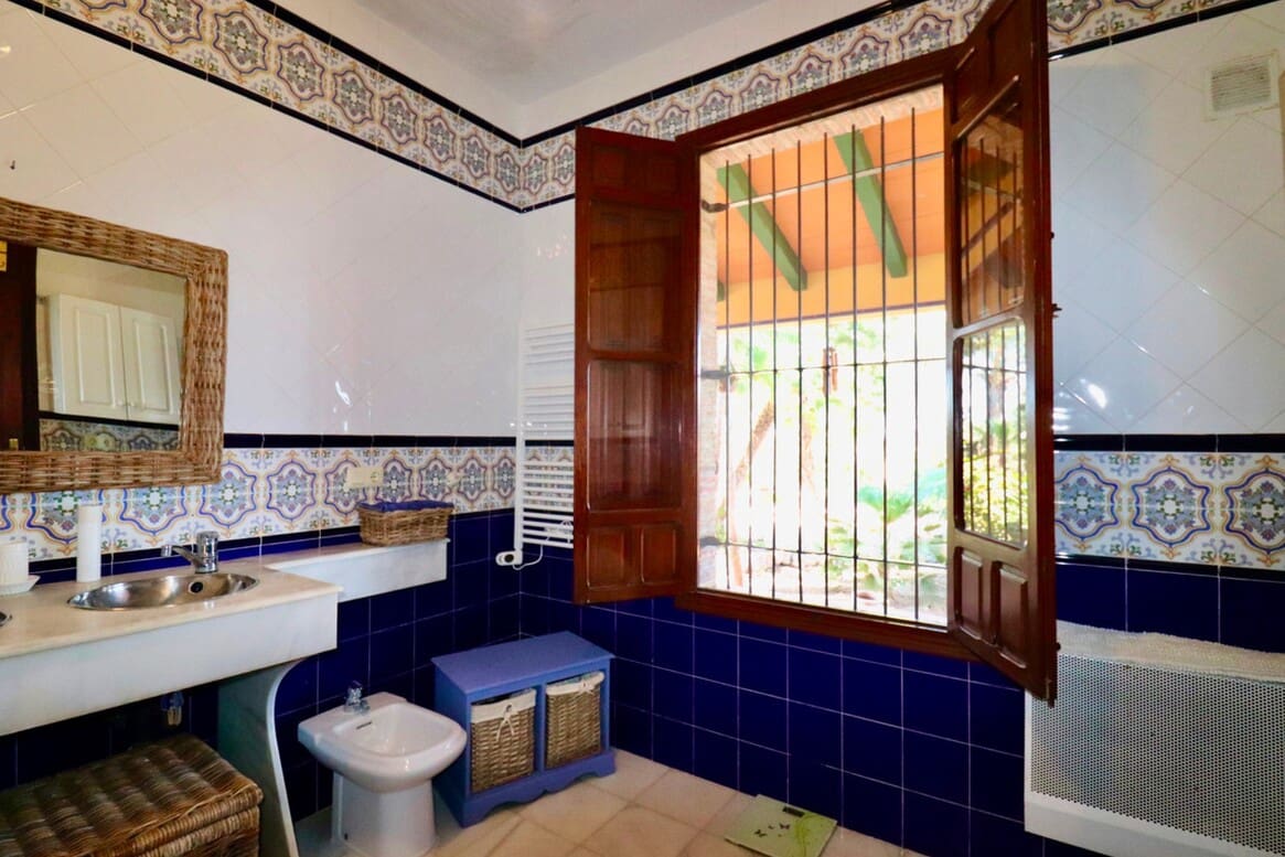 6 soveværelse Villa til salg i Almoradi med swimmingpool garage - € 599.000 (Ref: 10144647)