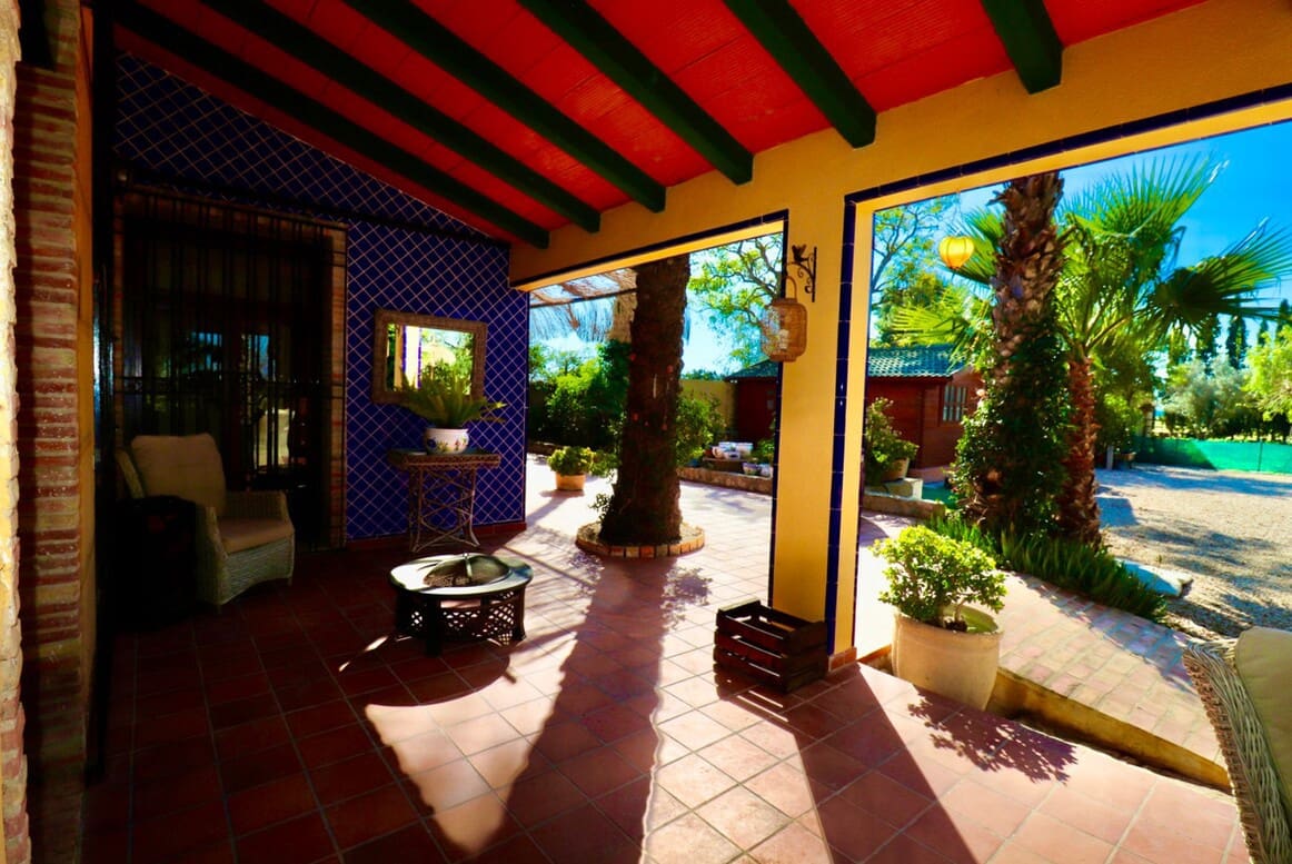 6 soveværelse Villa til salg i Almoradi med swimmingpool garage - € 599.000 (Ref: 10144647)