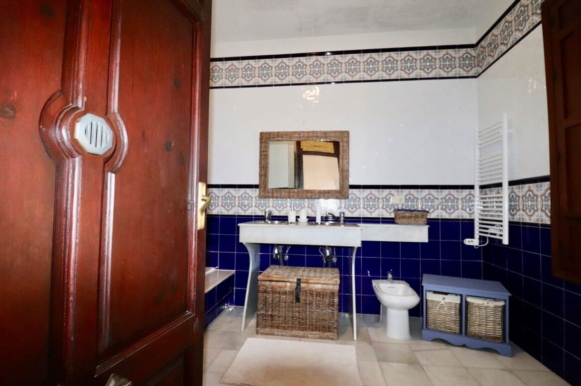 6 soveværelse Villa til salg i Almoradi med swimmingpool garage - € 599.000 (Ref: 10144647)