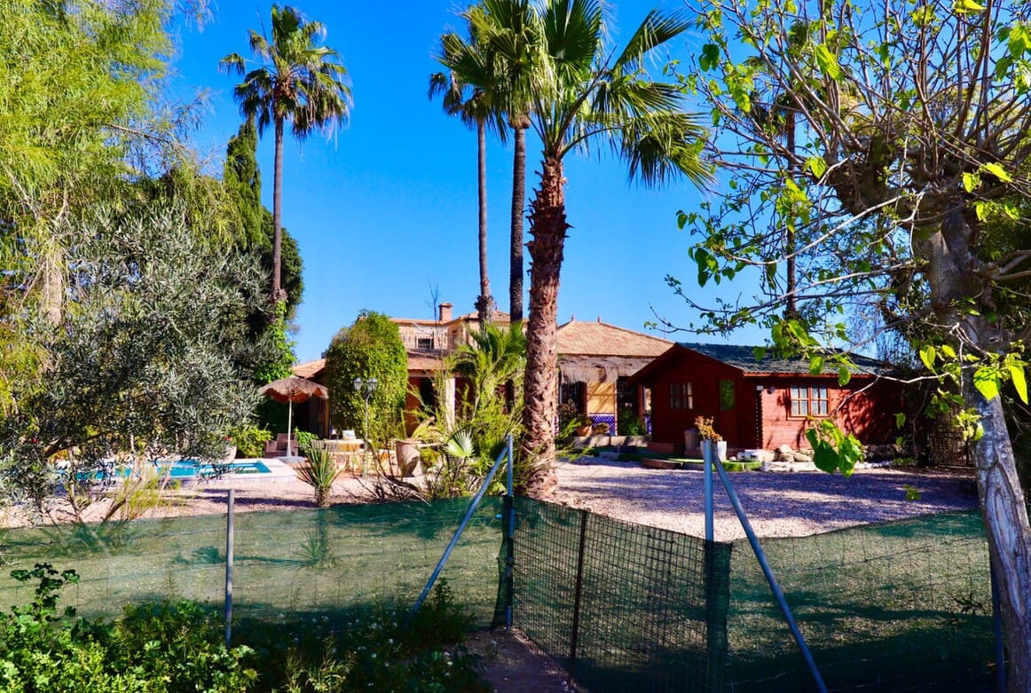 6 soveværelse Villa til salg i Almoradi med swimmingpool garage - € 599.000 (Ref: 10144647)