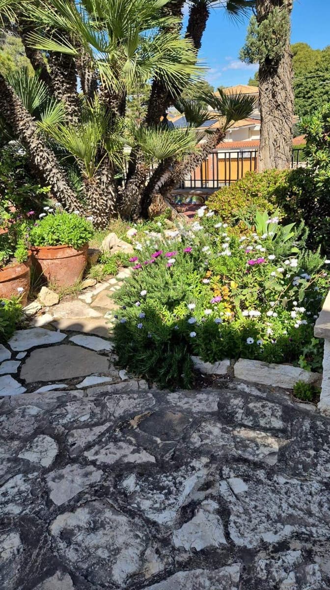 6 soveværelse Villa til salg i Alicante by med swimmingpool garage - € 1.350.000 (Ref: 10144648)