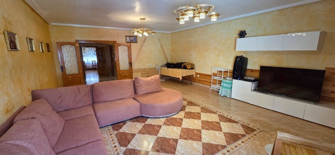 Casa de 5 habitaciones en San Isidro en venta con piscina garaje - 325.000 € (Ref: 10144649)