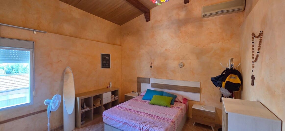 Casa de 5 habitaciones en San Isidro en venta con piscina garaje - 325.000 € (Ref: 10144649)