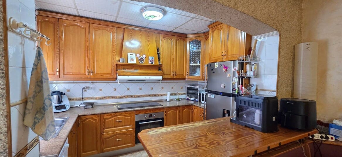 Casa de 5 habitaciones en San Isidro en venta con piscina garaje - 325.000 € (Ref: 10144649)