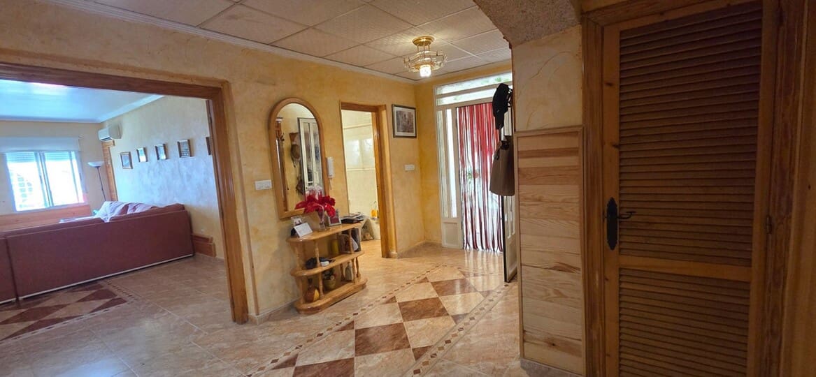 Casa de 5 habitaciones en San Isidro en venta con piscina garaje - 325.000 € (Ref: 10144649)