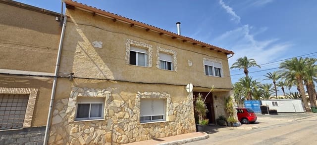 5 soverom Hus til salgs i San Isidro med svømmebasseng garasje - € 325 000 (Ref: 10144649)