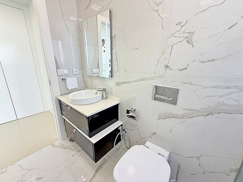 5 quarto Moradia para venda em San Miguel de Salinas com piscina garagem - 899 000 € (Ref: 10144651)