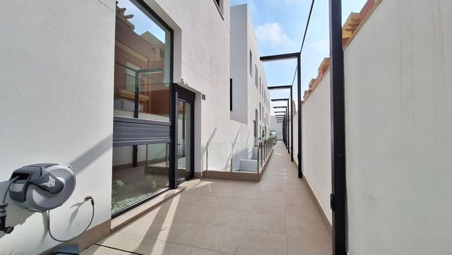3 slaapkamer Appartement te koop in Zona Pueblo, Guardamar del Segura met zwembad garage - € 549.950 (Ref: 10144653)