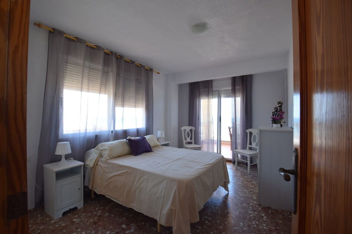7 camera da letto Villa in vendita in Guardamar del Segura con garage - 750.000 € (Rif: 10144654)