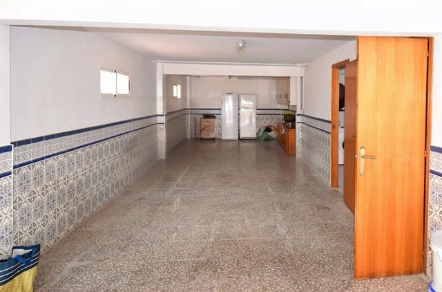 7 quarto Moradia para venda em Zona Pueblo, Guardamar del Segura com garagem - 750 000 € (Ref: 10144654)