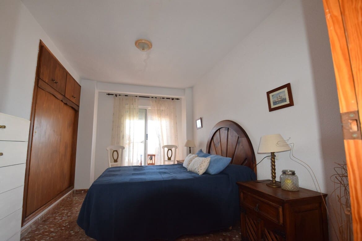 7 camera da letto Villa in vendita in Guardamar del Segura con garage - 750.000 € (Rif: 10144654)
