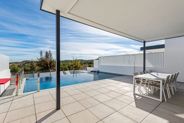 4 soveværelse Villa til salg i San Miguel de Salinas med swimmingpool garage - € 675.000 (Ref: 10144656)