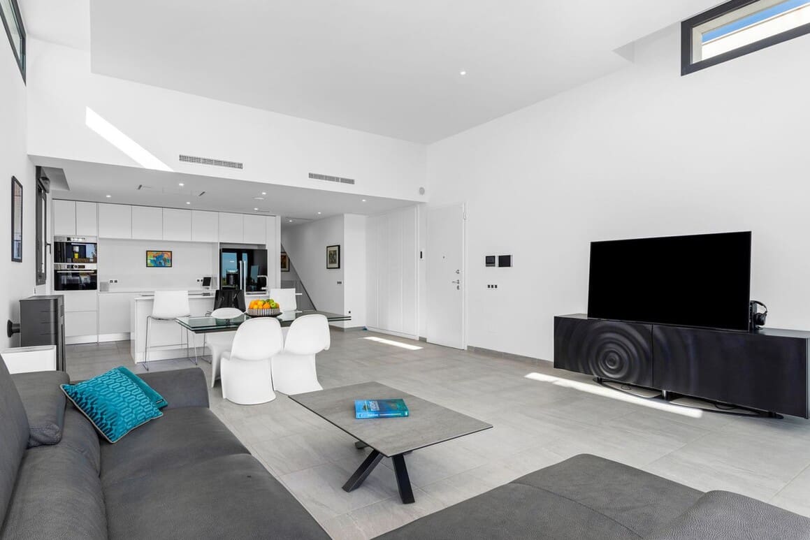 4 bedroom Villa for sale in San Miguel de Salinas with pool garage - € 675,000 (Ref: 10144656)