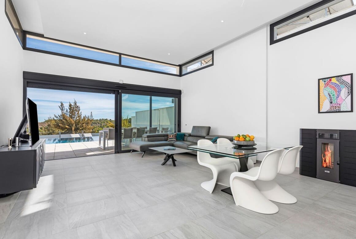 4 bedroom Villa for sale in San Miguel de Salinas with pool garage - € 675,000 (Ref: 10144656)