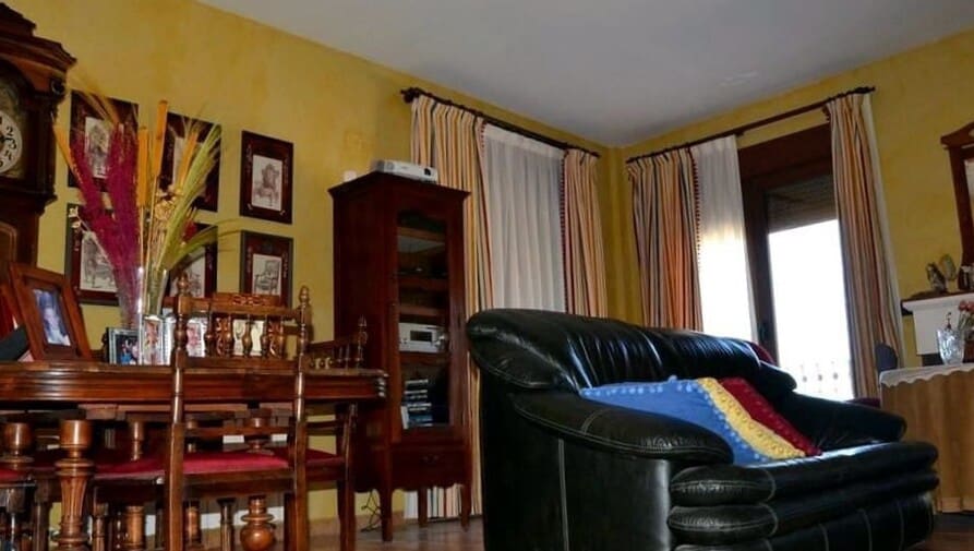 4 slaapkamer Villa te koop in San Miguel de Salinas met zwembad - € 600.000 (Ref: 10144658)
