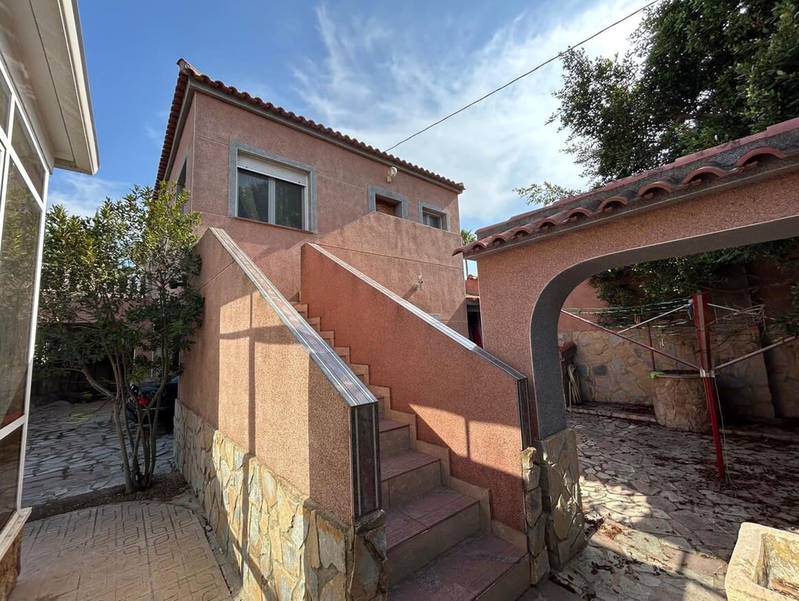 6 soveværelse Villa til salg i San Fulgencio med swimmingpool garage - € 625.000 (Ref: 10144659)