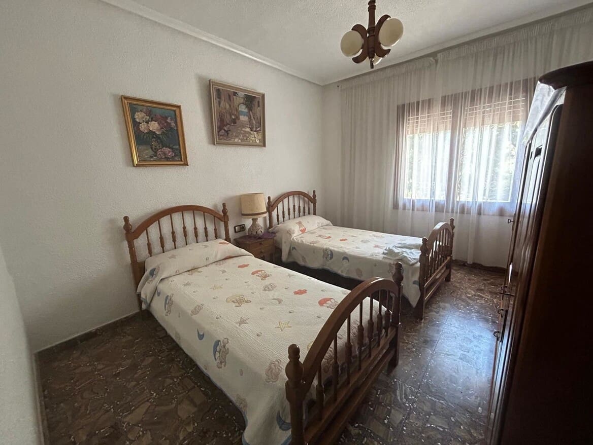 6 soveværelse Villa til salg i San Fulgencio med swimmingpool garage - € 625.000 (Ref: 10144659)