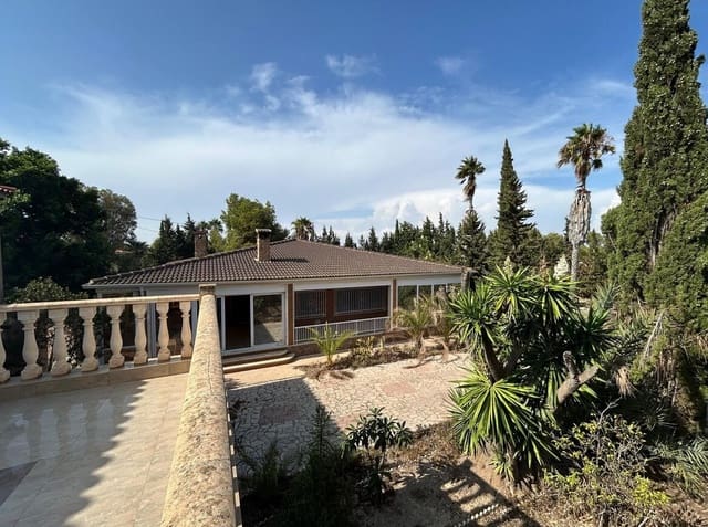 6 soverom Villa til salgs i San Fulgencio med svømmebasseng garasje - € 625 000 (Ref: 10144659)