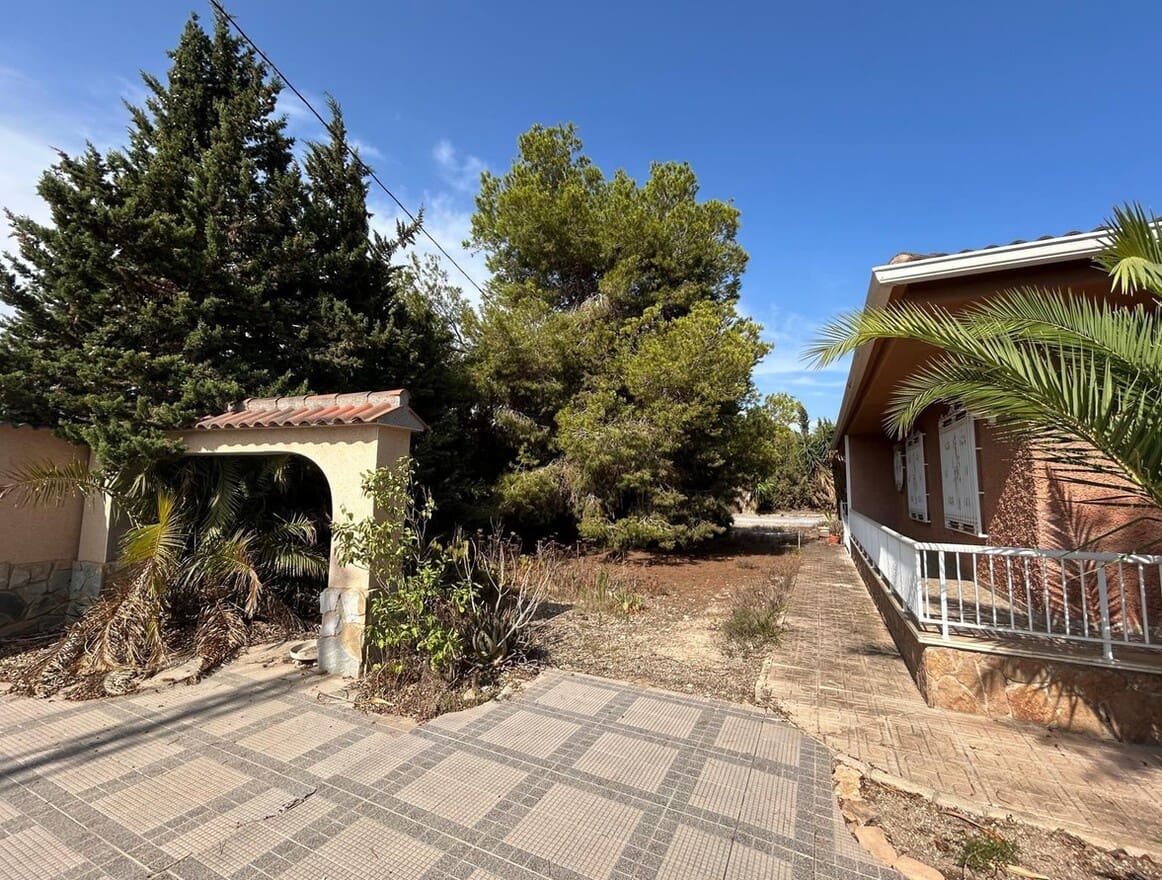 6 soveværelse Villa til salg i San Fulgencio med swimmingpool garage - € 625.000 (Ref: 10144659)